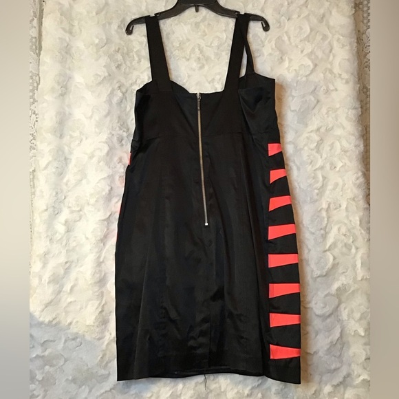 H and M dress stretch - Picture 4 of 6